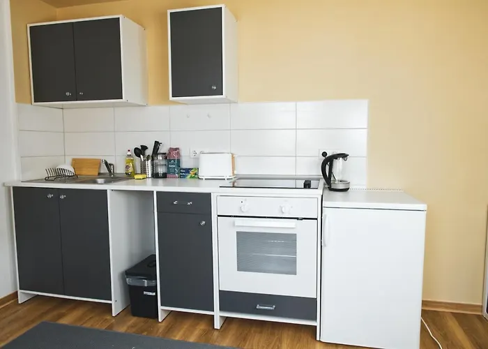 Fullhouse - Halle - T28 - Elephant Apartamento
